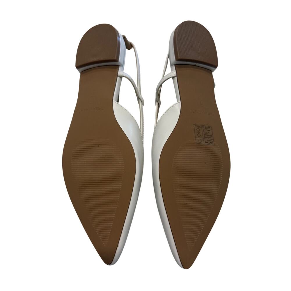 Dream Pairs Comfortable Pointed-Toe Slingback Flats in White, Size 7 - Picture 5 of 6